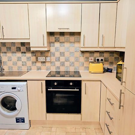La Casita, Quarry - 2 Bedroom Entire Apartment With Free Parking Glasgow Exterior photo